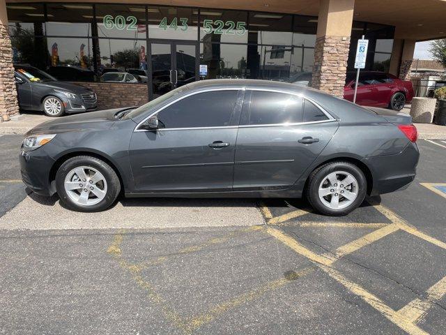 Photo of 2015 Ashen Gray Metallic Chevrolet Malibu