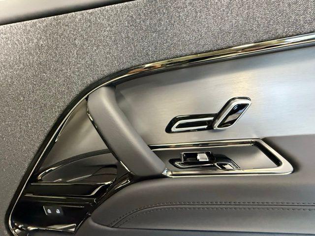 Photo of 2025 Fuji White Land Rover Range Rover Sport