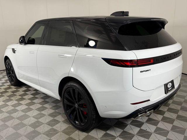 Photo of 2025 Fuji White Land Rover Range Rover Sport