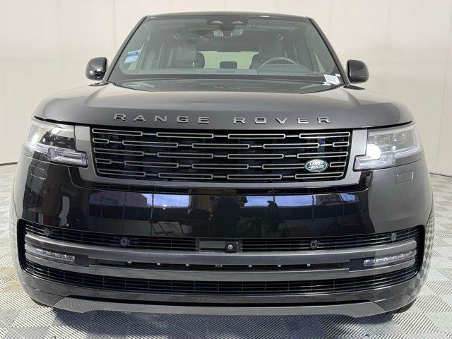 Photo of 2025 Santorini Black Metallic Land Rover Range Rover