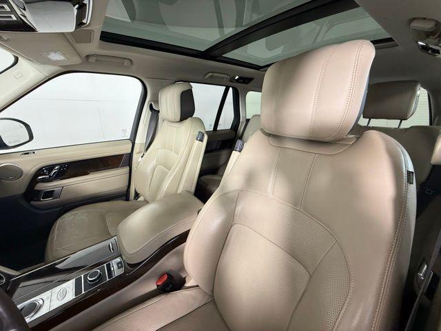 Photo of 2021 Santorini Black Metallic Land Rover Range Rover