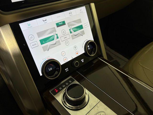 Photo of 2021 Santorini Black Metallic Land Rover Range Rover