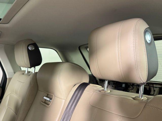 Photo of 2021 Santorini Black Metallic Land Rover Range Rover