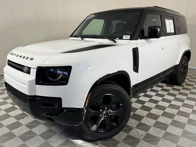Photo of 2024 Fuji White Land Rover Defender