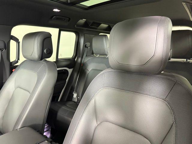 Photo of 2024 Fuji White Land Rover Defender