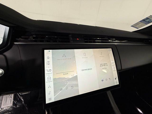 Photo of 2025 Santorini Black Metallic Land Rover Range Rover Sport