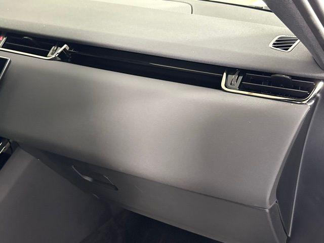Photo of 2025 Santorini Black Metallic Land Rover Range Rover Evoque