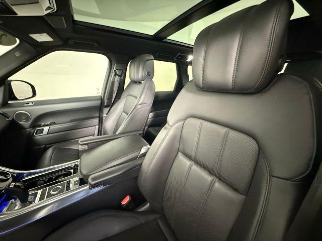 Photo of 2021 Eiger Gray Metallic Land Rover Range Rover Sport