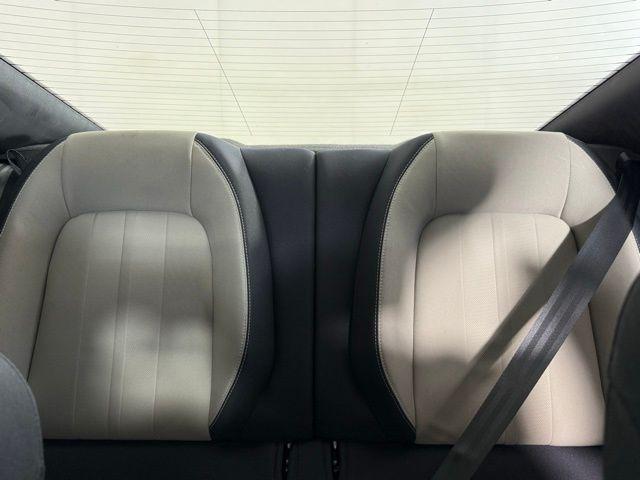 Photo of 2019 Oxford White Ford Mustang