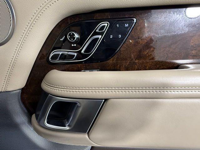 Photo of 2022 Portofino Blue Metallic Land Rover Range Rover