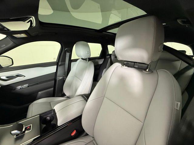Photo of 2026 White Land Rover Range Rover Velar