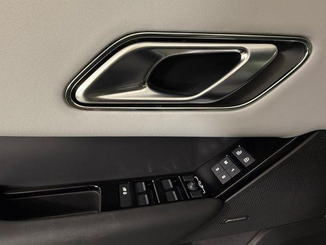 Photo of 2026 White Land Rover Range Rover Velar