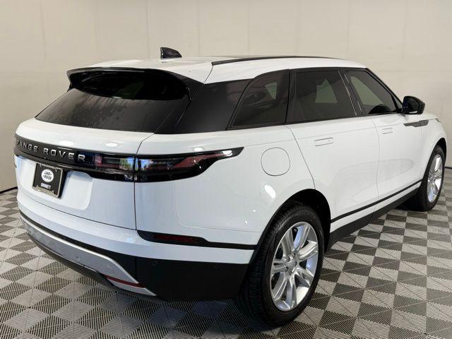 Photo of 2026 White Land Rover Range Rover Velar