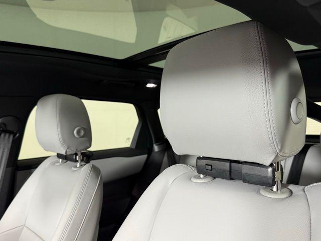 Photo of 2026 White Land Rover Range Rover Velar