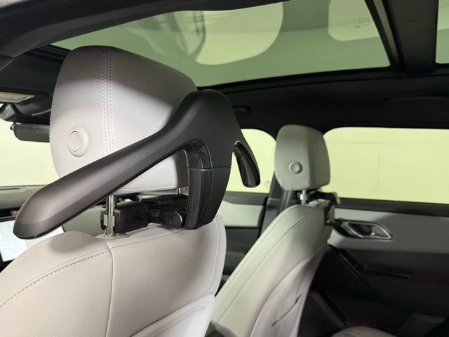 Photo of 2026 White Land Rover Range Rover Velar