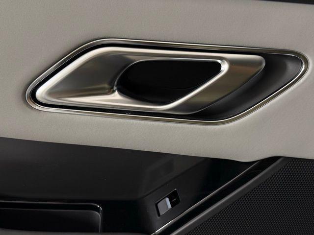 Photo of 2026 White Land Rover Range Rover Velar