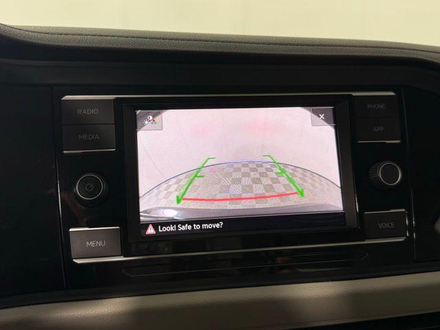 Photo of 2020 Black Uni Volkswagen Jetta