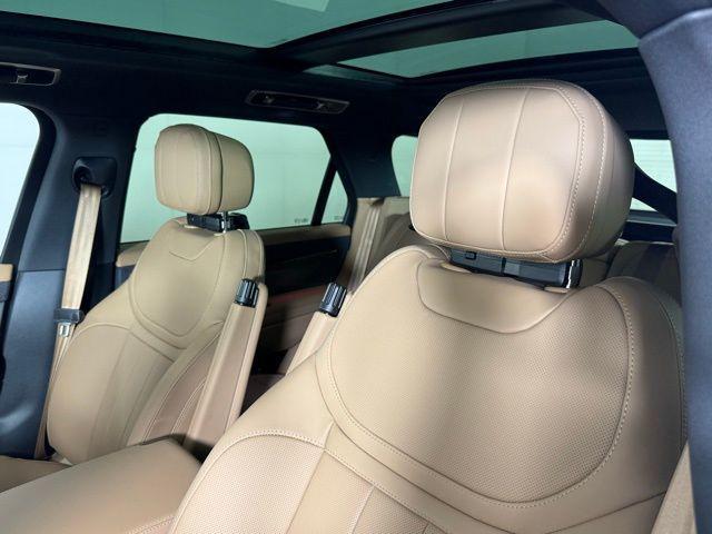 Photo of 2025 Black Land Rover Range Rover Sport