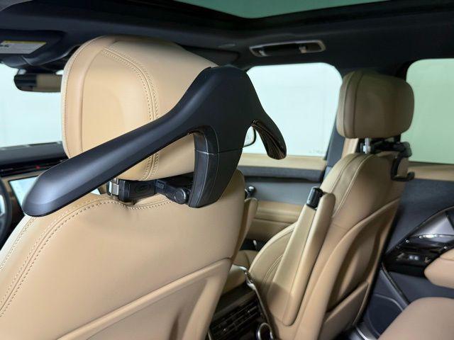 Photo of 2025 Black Land Rover Range Rover Sport