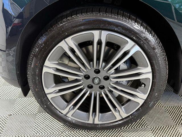 Photo of 2025 Black Land Rover Range Rover Sport