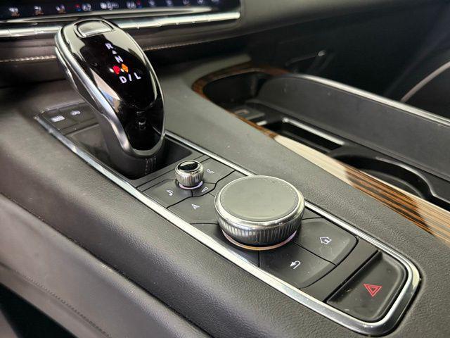Photo of 2021 Crystal White Tricoat Cadillac Escalade