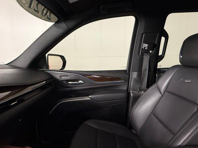 Photo of 2021 Crystal White Tricoat Cadillac Escalade