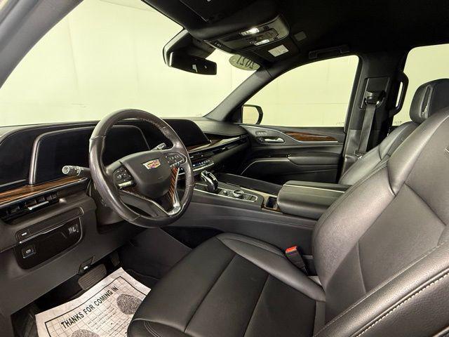 Photo of 2021 Crystal White Tricoat Cadillac Escalade