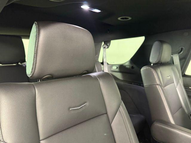 Photo of 2021 Crystal White Tricoat Cadillac Escalade