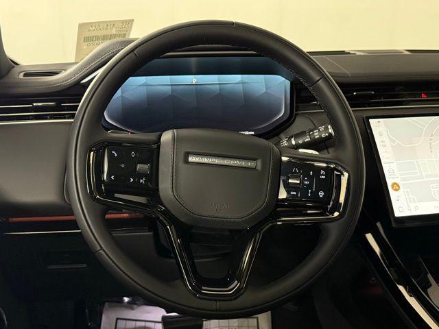 Photo of 2025 White Land Rover Range Rover Sport