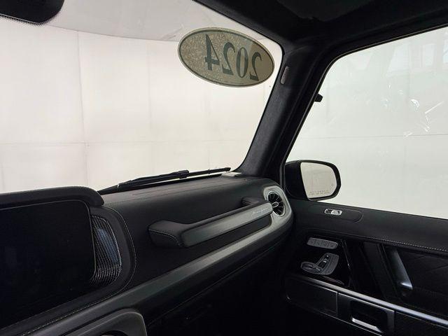 Photo of 2024 MANUFAKTUR Night Black Magno Mercedes-Benz AMG G 63