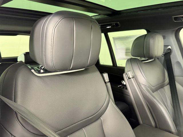 Photo of 2025 Carpathian Gray Premium Metallic Land Rover Range Rover