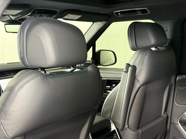 Photo of 2025 Carpathian Gray Premium Metallic Land Rover Range Rover
