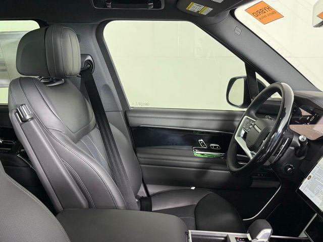 Photo of 2025 Carpathian Gray Premium Metallic Land Rover Range Rover