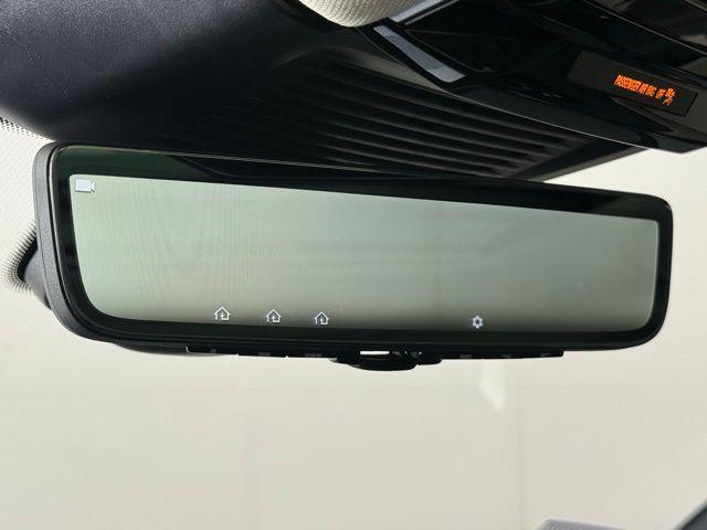 Photo of 2025 Fuji White Land Rover Range Rover