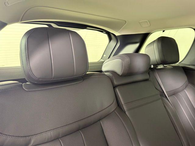 Photo of 2025 Fuji White Land Rover Range Rover