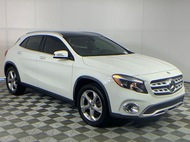 Photo of 2018 Polar White Mercedes-Benz GLA 250