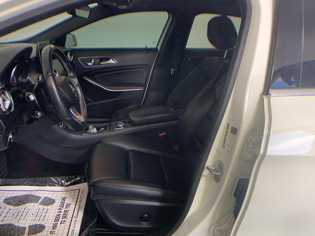 Photo of 2018 Polar White Mercedes-Benz GLA 250