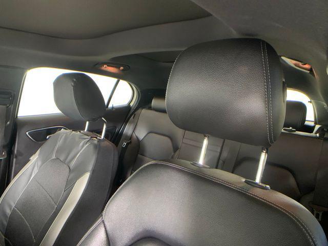 Photo of 2018 Polar White Mercedes-Benz GLA 250