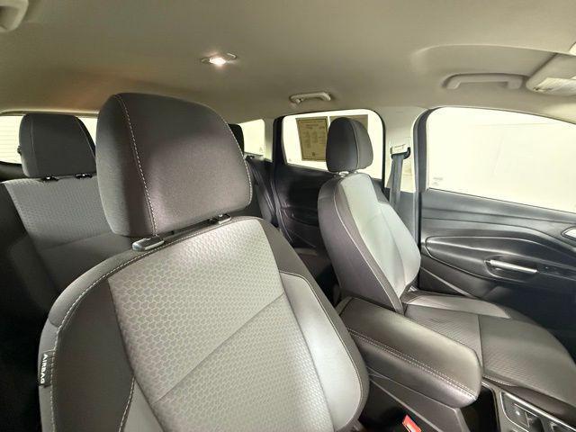 Photo of 2017 Shadow Black Ford Escape