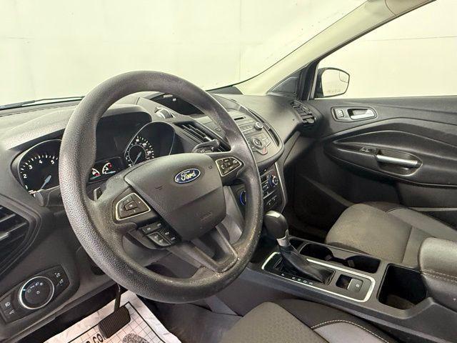 Photo of 2017 Shadow Black Ford Escape
