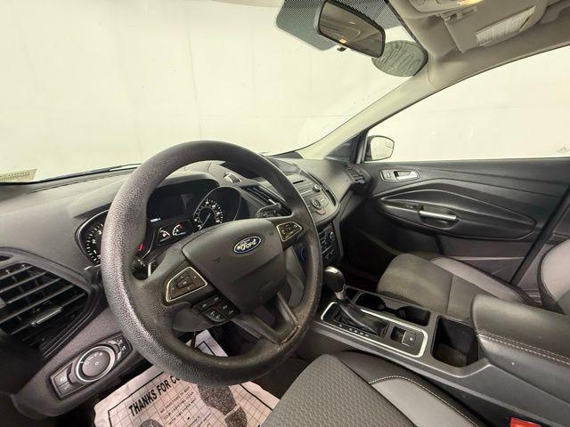 Photo of 2017 Shadow Black Ford Escape