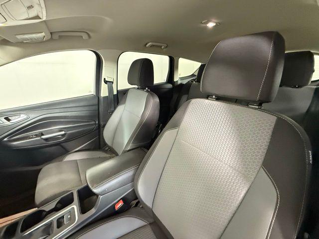 Photo of 2017 Shadow Black Ford Escape