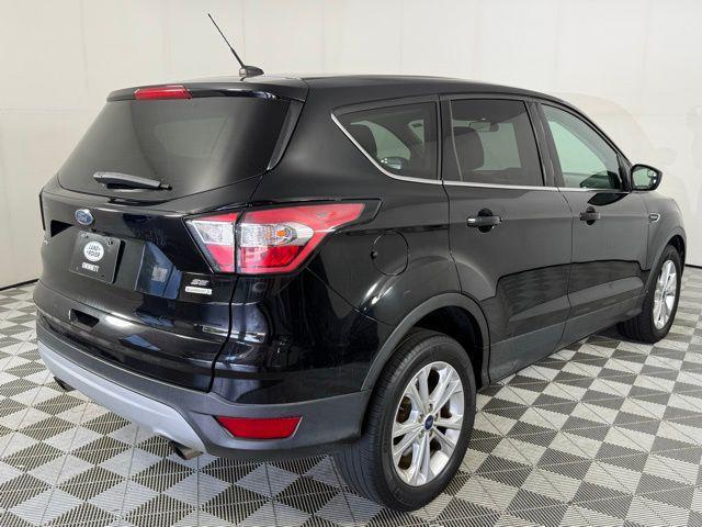 Photo of 2017 Shadow Black Ford Escape