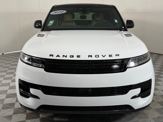 Photo of 2024 Fuji White Land Rover Range Rover Sport