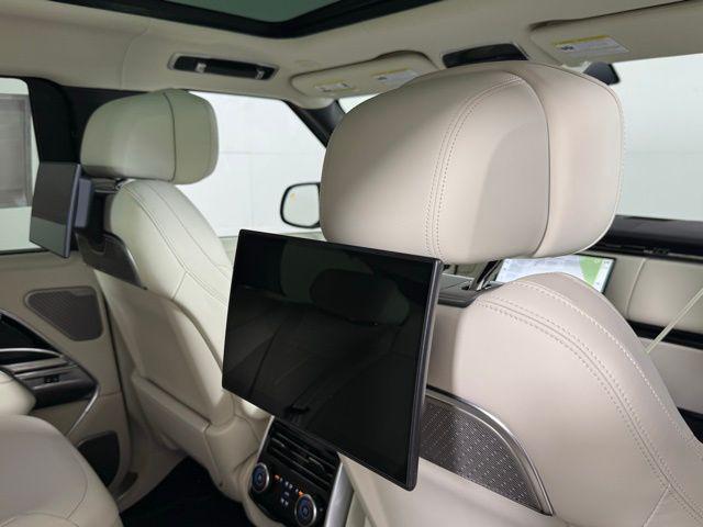 Photo of 2025 Carpathian Gray Premium Metallic Land Rover Range Rover