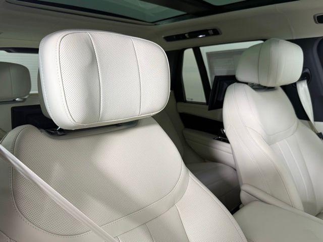 Photo of 2025 Carpathian Gray Premium Metallic Land Rover Range Rover