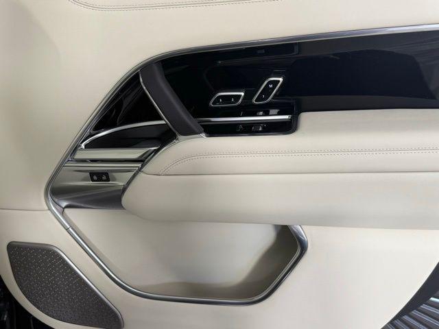 Photo of 2025 Carpathian Gray Premium Metallic Land Rover Range Rover