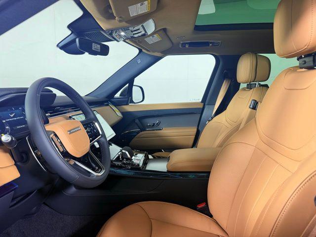Photo of 2025 Gray Land Rover Range Rover Sport