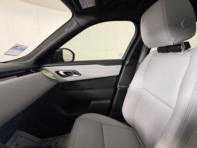 Photo of 2026 Fuji White Land Rover Range Rover Velar