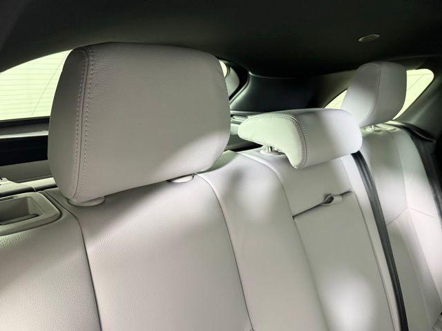 Photo of 2026 Fuji White Land Rover Range Rover Velar
